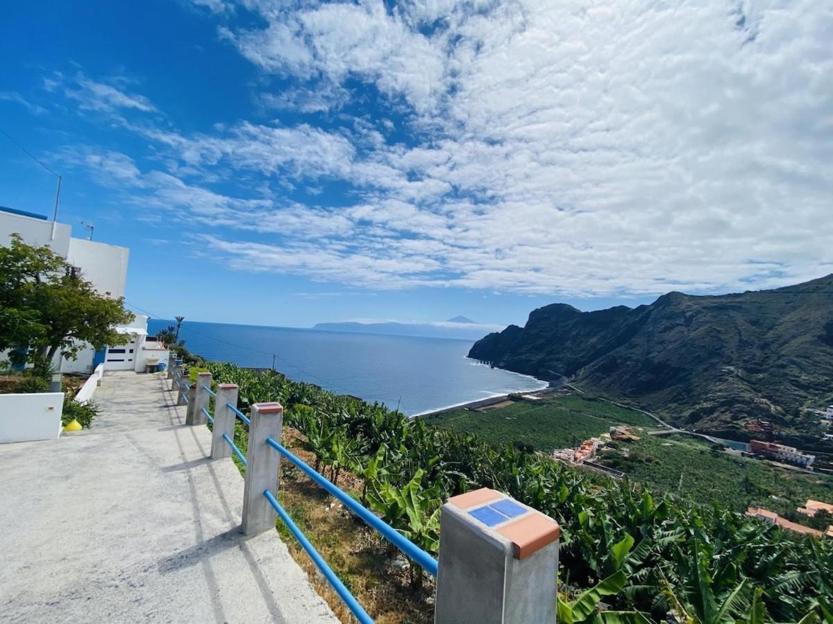 Lightbooking Hermigua Vista Al Mar Y Al Teide Exterior photo
