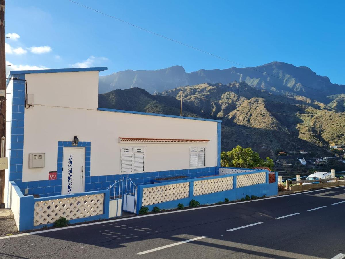 Lightbooking Hermigua Vista Al Mar Y Al Teide Exterior photo