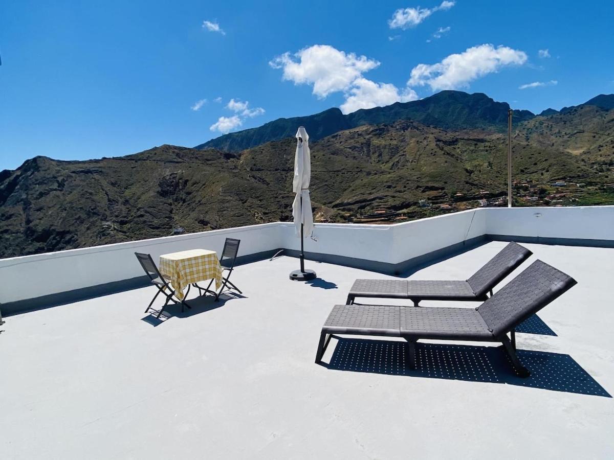 Lightbooking Hermigua Vista Al Mar Y Al Teide Exterior photo